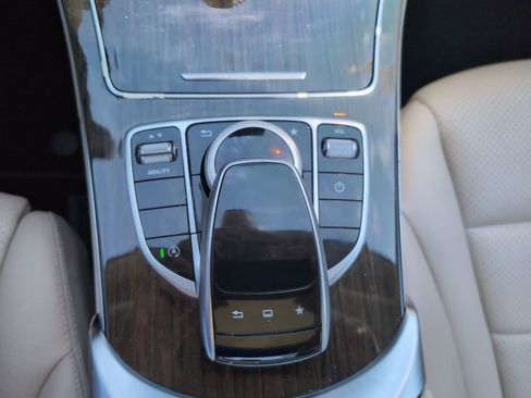 Used 2015 Mercedes-Benz C 300 4MATIC Sedan image 18