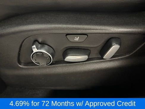 Used 2019 Cadillac XT4 Premium Luxury image 15