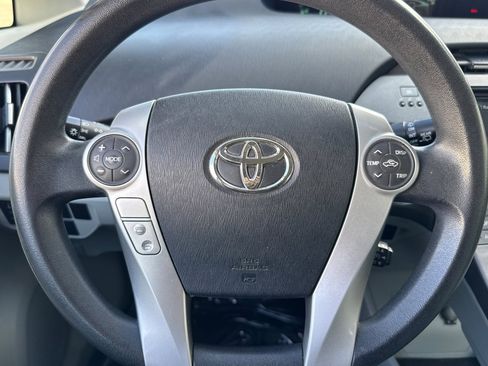 Used 2013 Toyota Prius Two image 16