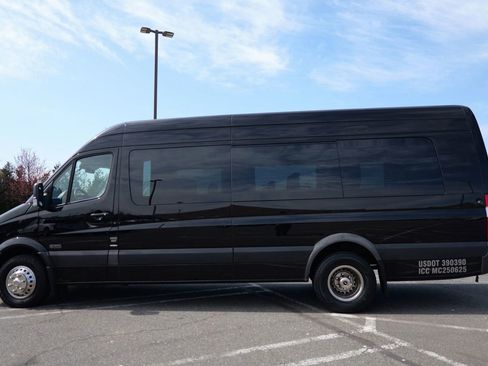 Used 2015 Mercedes-Benz Sprinter 3500 image 5