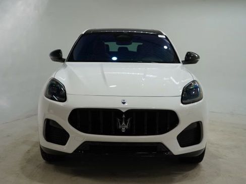 Used 2025 Maserati Grecale Modena AWD/4WD image 2