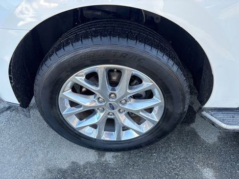 Certified 2021 Ford Expedition XLT image 12