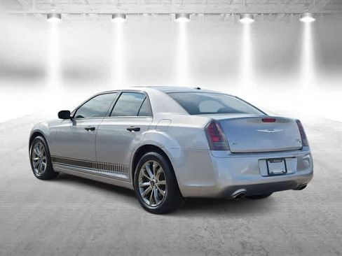 Used 2014 Chrysler 300 S AWD/4WD image 6
