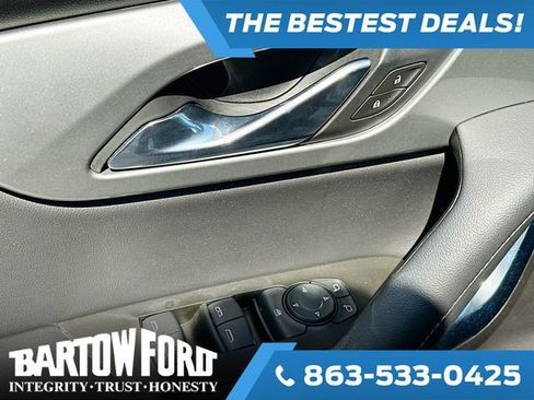 Used 2019 Chevrolet Blazer LT image 17