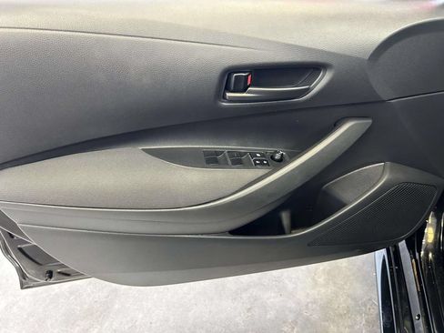Used 2025 Toyota Corolla LE FWD image 16