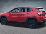 Used 2021 Jeep Compass Sport image 4