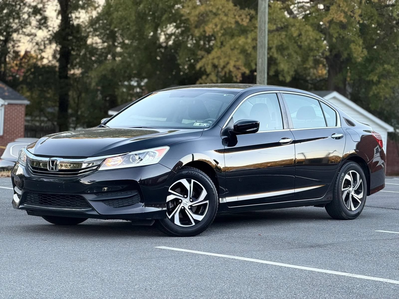 Used 2017 Honda Accord LX image 2