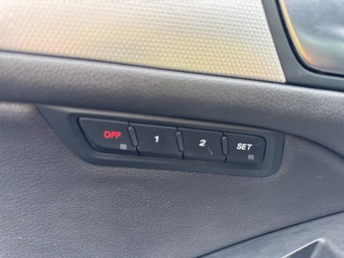 Used 2017 Audi Q5 2.0T Premium Plus w/ Technology Package image 18