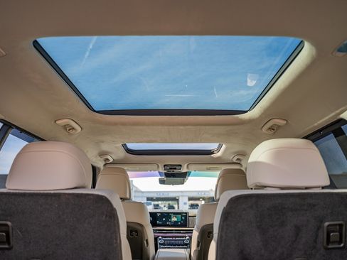 Used 2025 Hyundai Santa Fe Calligraphy w/ Tow & Go Package image 34