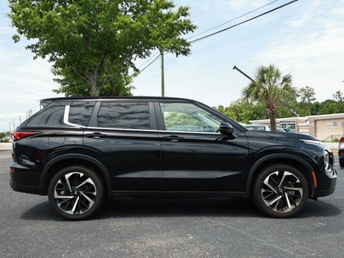 Used 2024 Mitsubishi Outlander SE FWD image 4