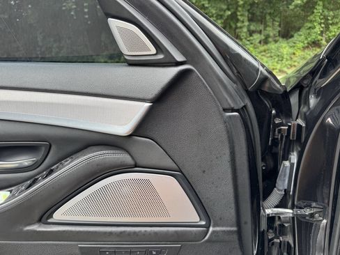 Used 2014 BMW M5 image 17