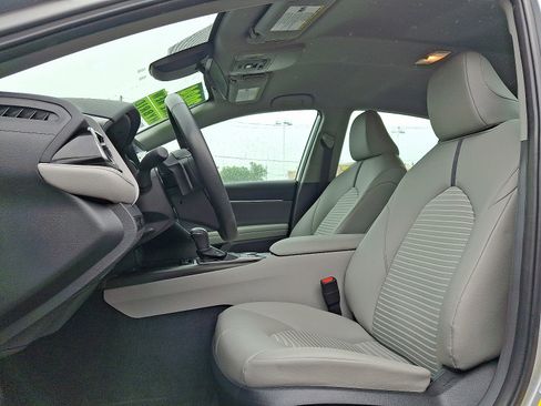 Certified 2024 Toyota Camry SE image 13
