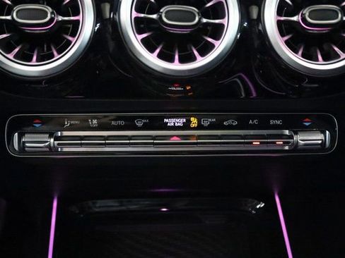 Certified 2025 Mercedes-Benz GLA 250 4MATIC image 28