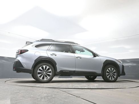 Used 2024 Subaru Outback Touring XT w/ Popular Package #2 image 24