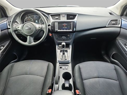 Used 2019 Nissan Sentra SR image 9