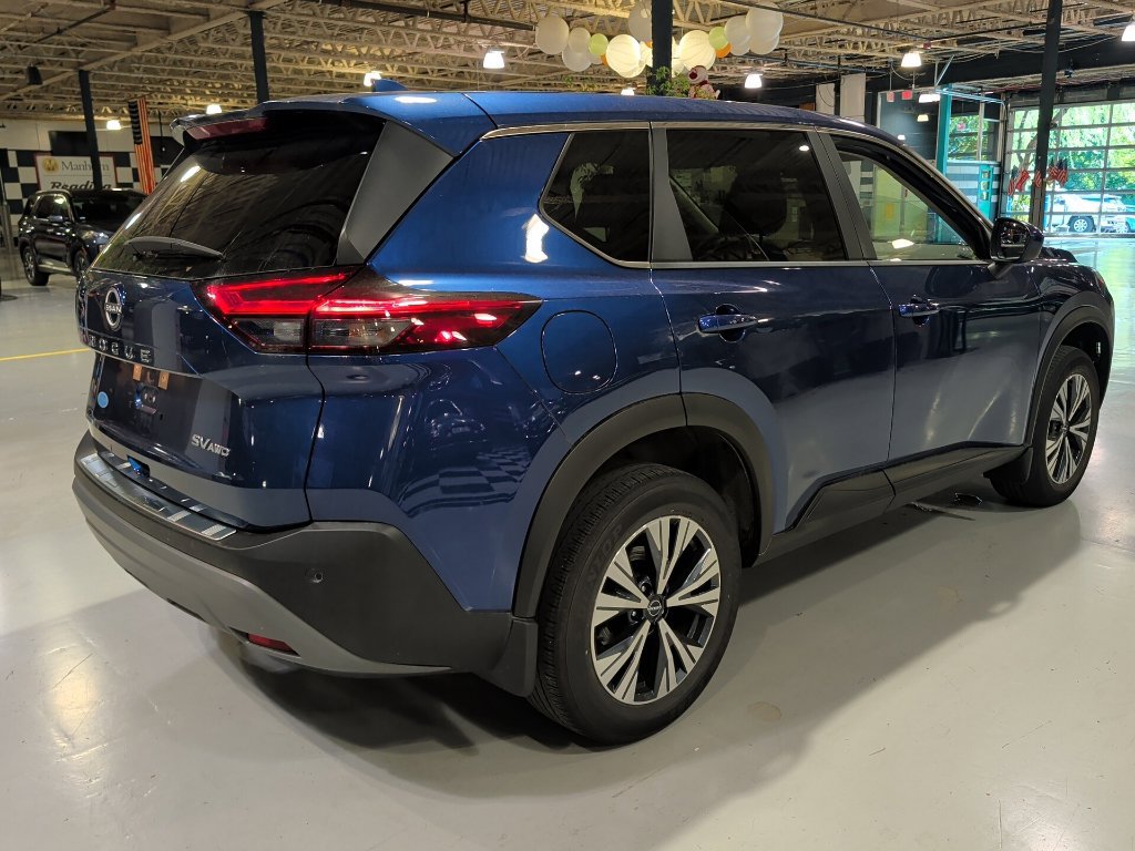 Used 2023 Nissan Rogue SV AWD/4WD image 11