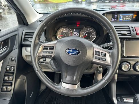 Used 2015 Subaru Forester 2.5i Limited AWD/4WD image 18