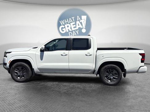 Used 2025 Nissan Frontier SV RWD image 7