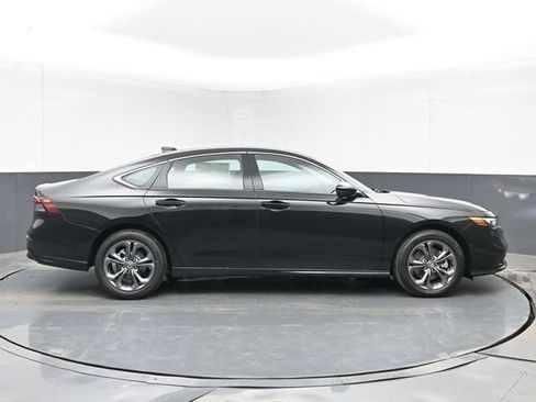 New 2026 Honda Accord EX-L image 11