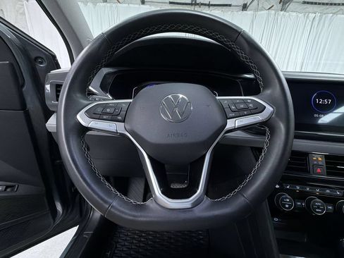 Used 2023 Volkswagen Taos SEL AWD/4WD image 16