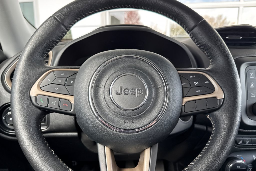 Used 2015 Jeep Renegade Limited w/ Safety & Security Group I AWD/4WD image 26