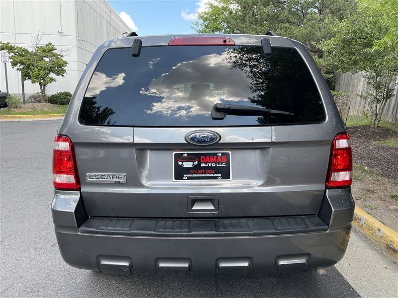 Used 2010 Ford Escape XLT FWD image 18