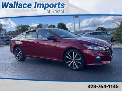 Used 2021 Nissan Altima 2.5 SR w/ SR Premium Package