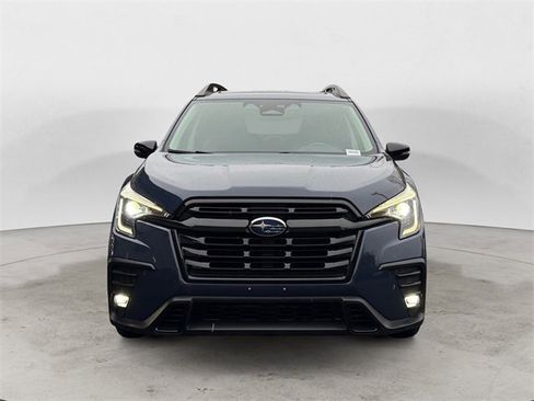 Used 2023 Subaru Ascent Onyx Edition image 8