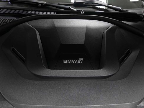 Used 2025 BMW i4 eDrive40 w/ Parking Assistance Package image 16