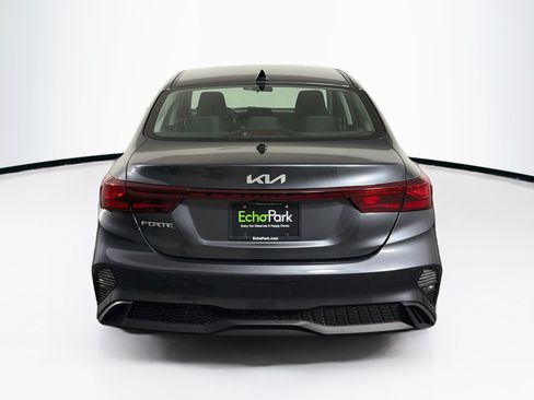 Used 2024 Kia Forte LXS FWD image 7