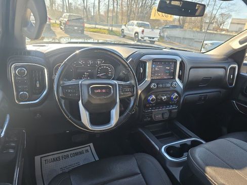 Used 2023 GMC Sierra 3500 SLT w/ SLT Convenience Package image 21