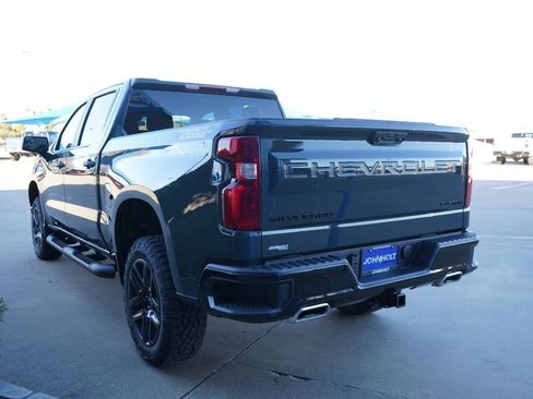 New 2026 Chevrolet Silverado 1500 Custom Trail Boss w/ LPO, Dark Essentials Package image 12