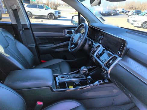 Used 2022 Kia Sorento SX image 7