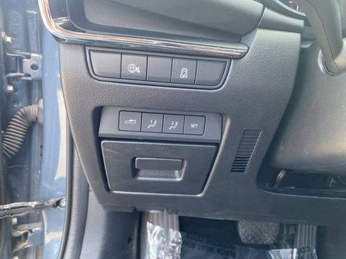 Used 2024 MAZDA MAZDA3 s image 17