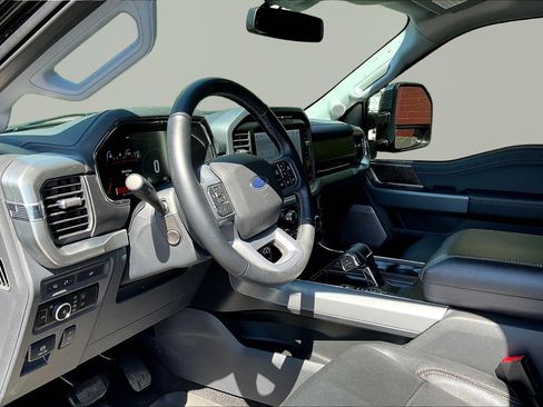 Used 2023 Ford F150 Lariat w/ Equipment Group 502A High AWD/4WD image 18