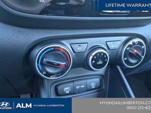 New 2026 Hyundai Venue SE FWD image 25