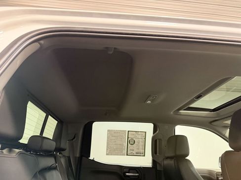 Used 2021 GMC Sierra 1500 SLT image 16