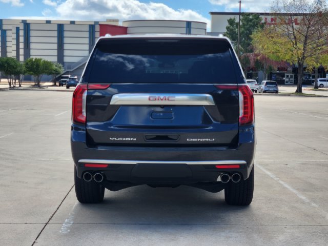 Used 2023 GMC Yukon XL Denali AWD/4WD image 6