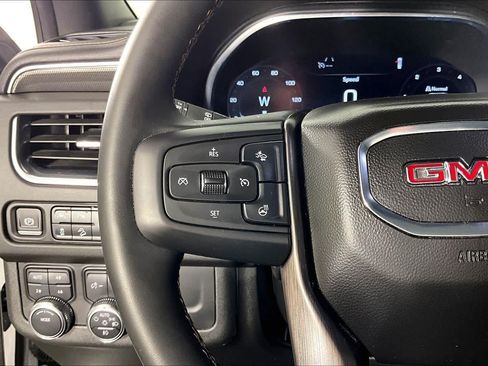 Used 2023 GMC Yukon AT4 AWD/4WD image 23