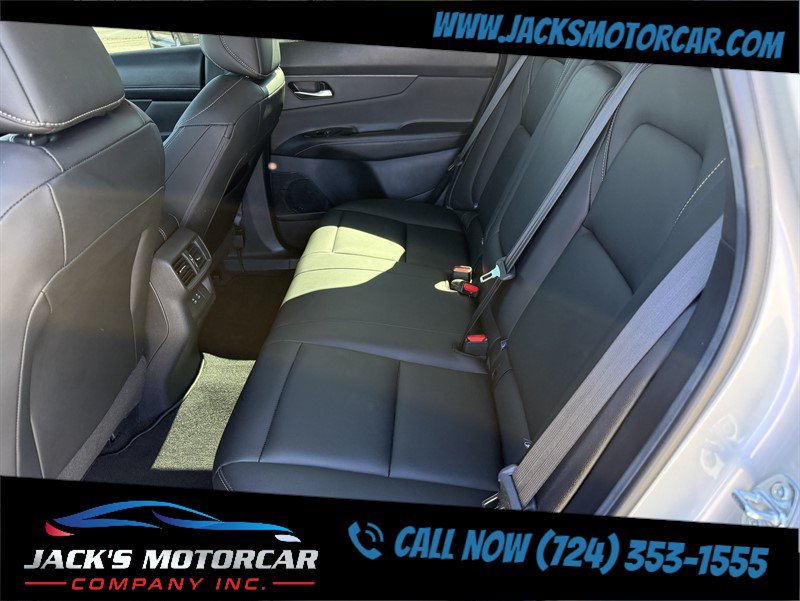 Used 2025 Nissan Murano SV AWD/4WD image 27