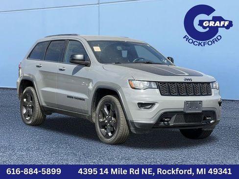 Used 2020 Jeep Grand Cherokee Laredo AWD/4WD image 1
