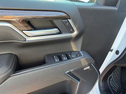 New 2026 Chevrolet Silverado 1500 RST AWD/4WD image 12