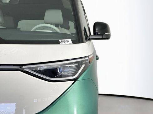 New 2025 Volkswagen ID. Buzz 1st Edition image 8
