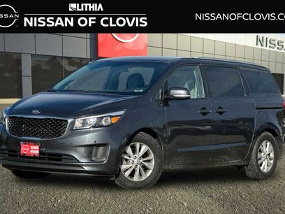 Used 2017 Kia Sedona LX w/ LX Essentials Premium Package