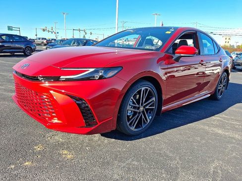 New 2026 Toyota Camry XSE FWD image 3