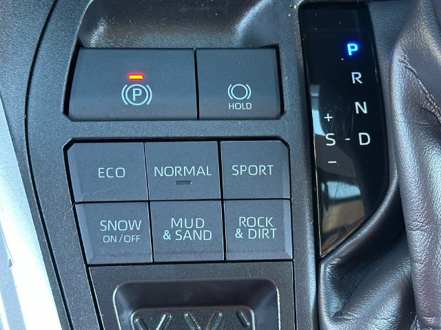 Used 2025 Toyota RAV4 XLE AWD/4WD image 20