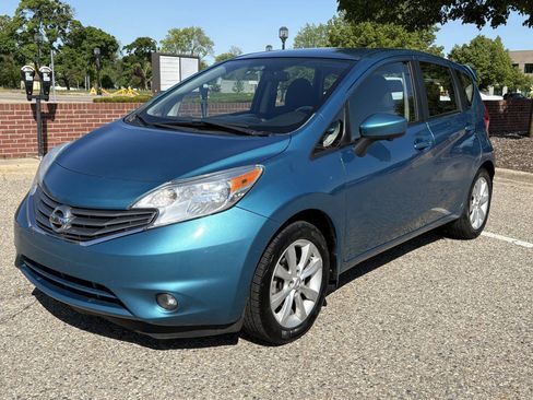 Used 2015 Nissan Versa Note FWD image 5