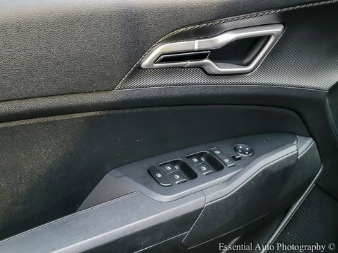 Used 2024 Kia Sportage LX image 12