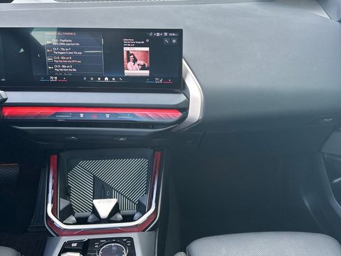 Used 2025 BMW X3 xDrive30i w/ Premium Package image 28