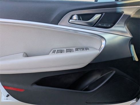 Used 2022 Genesis G70 3.3T image 24